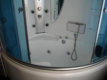 Uavoyage Business Apartments Киев Экстерьер фото