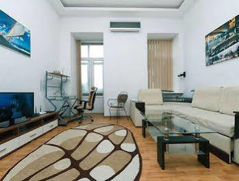 Uavoyage Business Apartments Киев Экстерьер фото